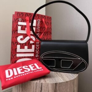 DIESEL 1DR SHOULDER BAG ( BLACK )WITH OG BOX AND CARRY BAG