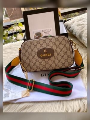 GUCCI NEO GG SUPREME MESSENGER PREMIUM QUALITY BAG WITH OG BOX