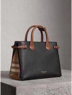 BURBERRY BANNER HANDBAG IN PREMIUM LEATHER QUALITY  ( BLACK & BROWN BELT )