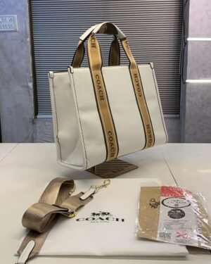 COACH TOTE BAG ( WHITE )