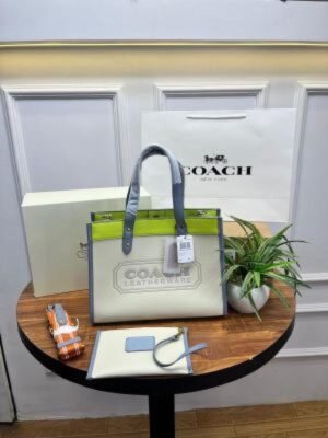 COACH_FIELD_TOTE_30_AUTHENIC_WITH_OG_DOUBLEBOX_