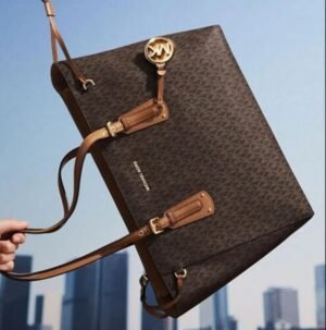 MICHAEL_KORS MK VOYAGER TOTE BAG WITH DUST